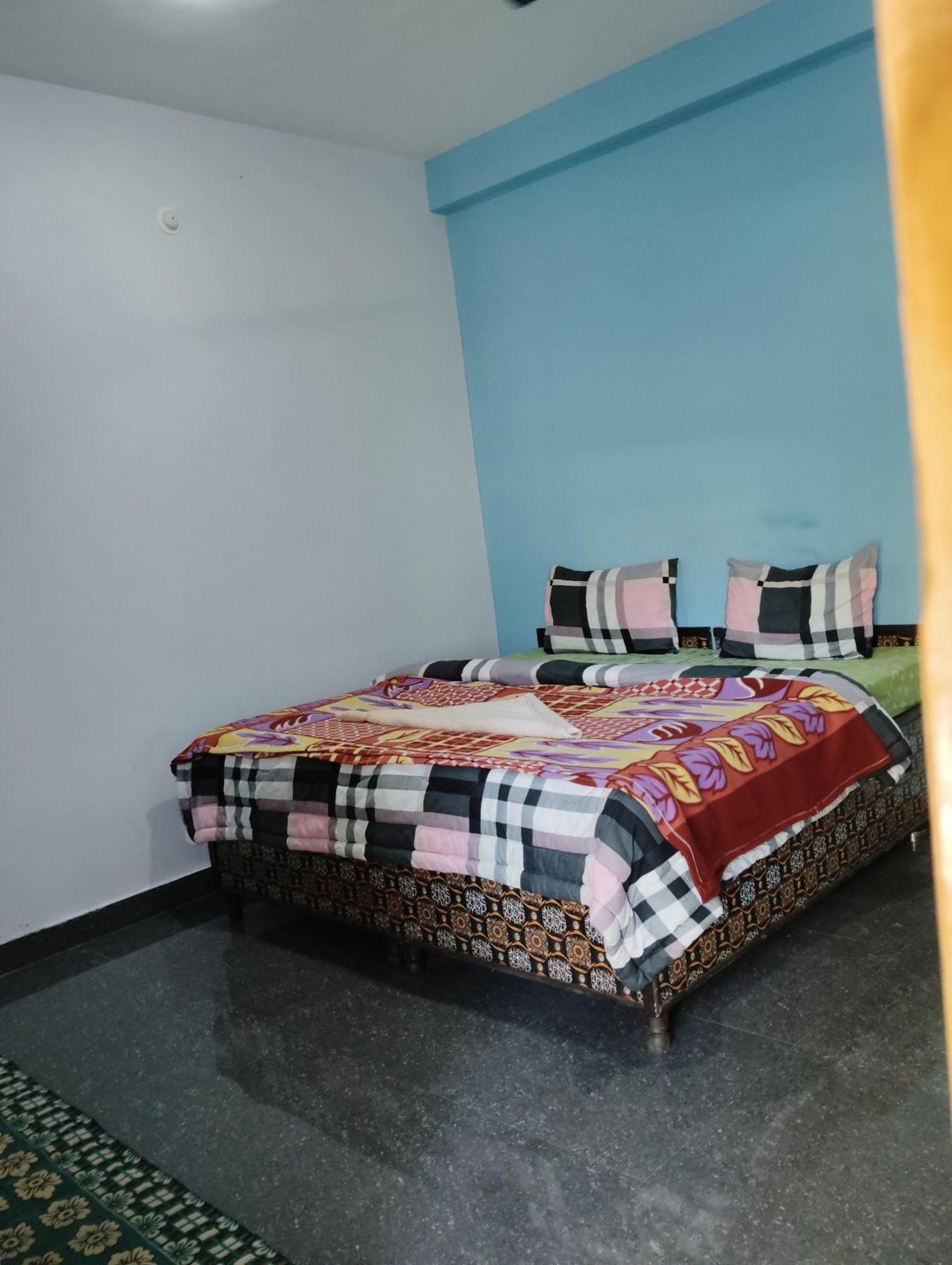 Dog N Hill Hotell Kasol Eksteriør bilde
