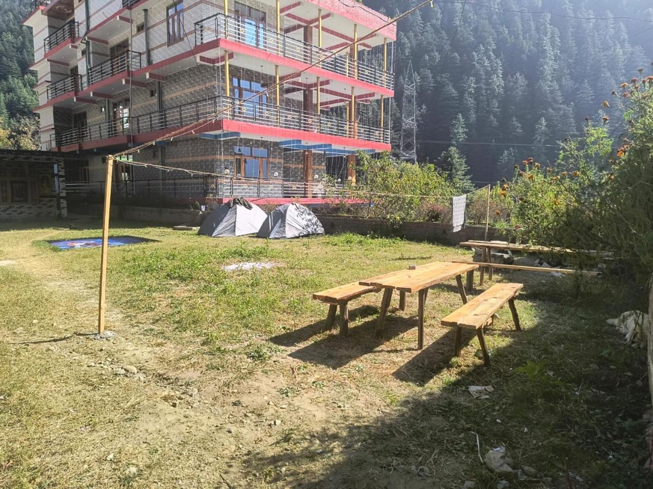 Dog N Hill Hotell Kasol Eksteriør bilde