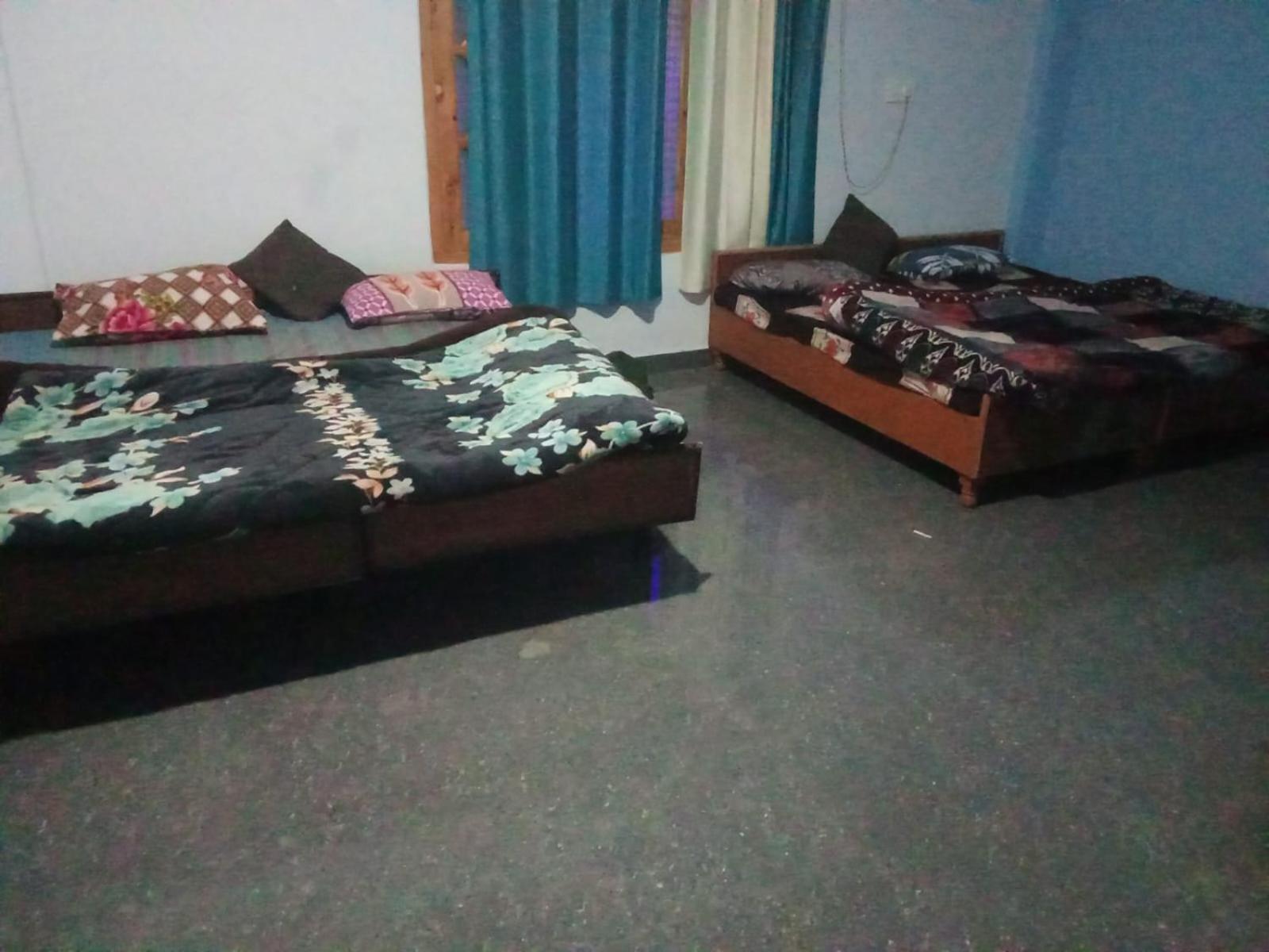 Dog N Hill Hotell Kasol Eksteriør bilde